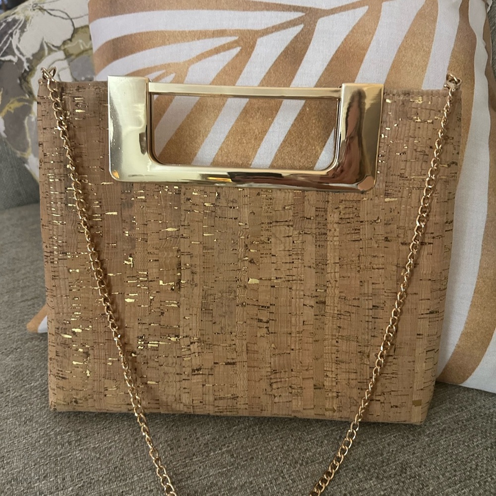 Elegant Gold Chain Handle Women's Fashion Crossbody Bag NWOT - Picture 10 of 15